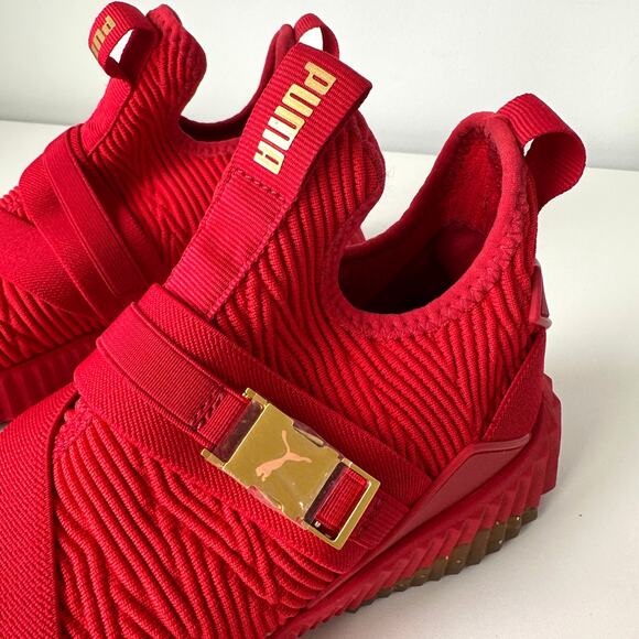 Puma Defy Varsity Mid Red Slip On Sneakers US 7.5 - Picture 4 of 13